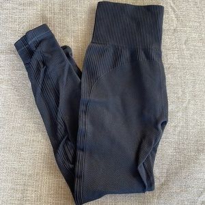 Zyia leggings